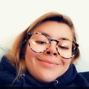 Meet your Posher, Érika